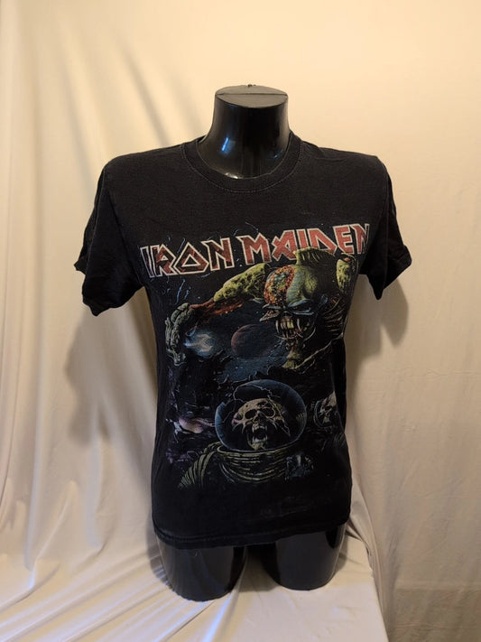 Iron Maiden T-shirt size Small The Final Frontier World Tour Sweden